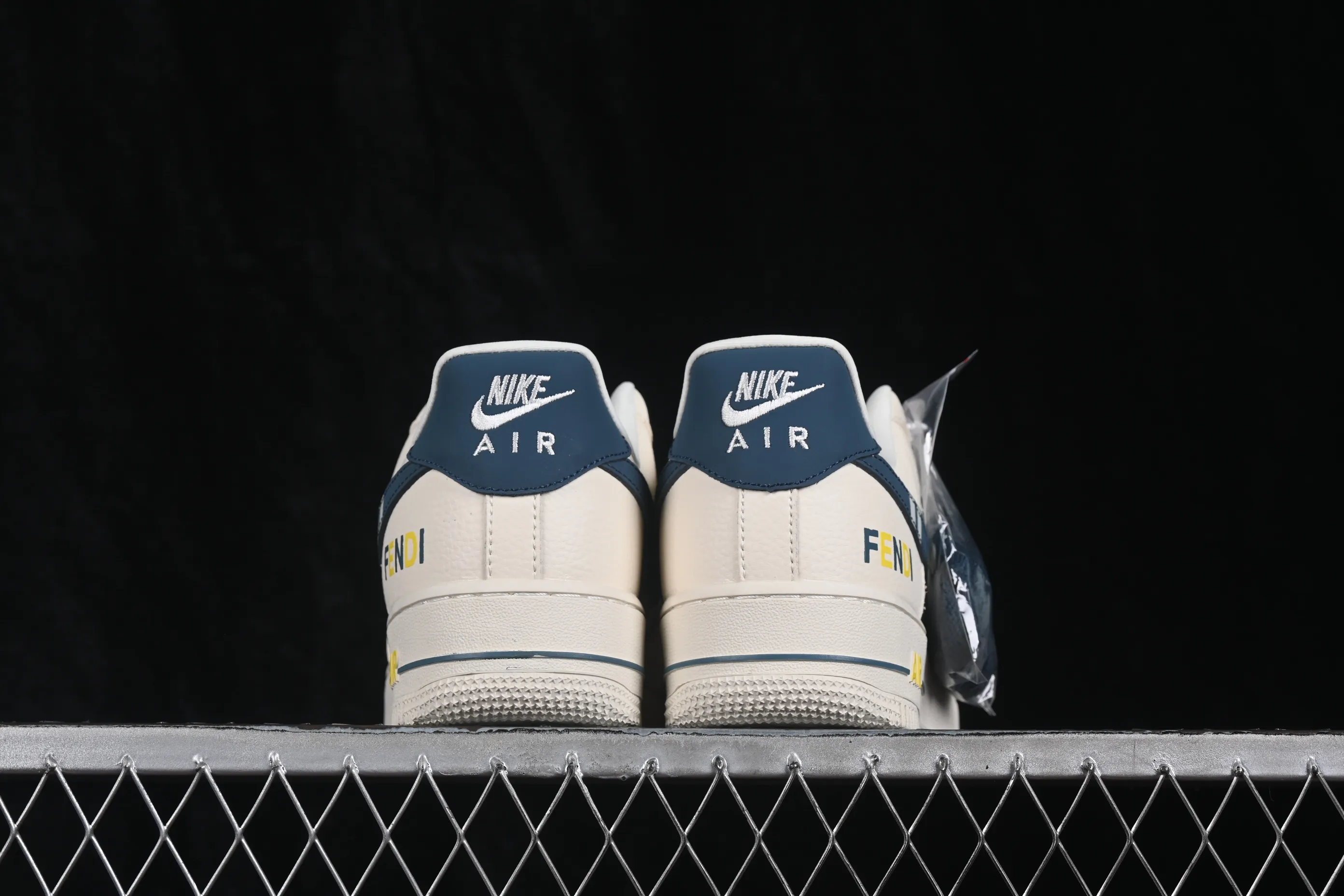 All categories Nk Air Force 1 Air Force series Nk Air Force 1 Low Air Force low-top Nike Air Force 1'07 Low joint model Air Force 1 low-top casual sneakers LD1999-025